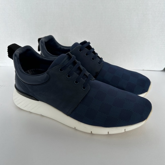 Louis Vuitton Fastline Sneakers with Damier Pattern (Blue/Black/White) - Picture 4 of 5